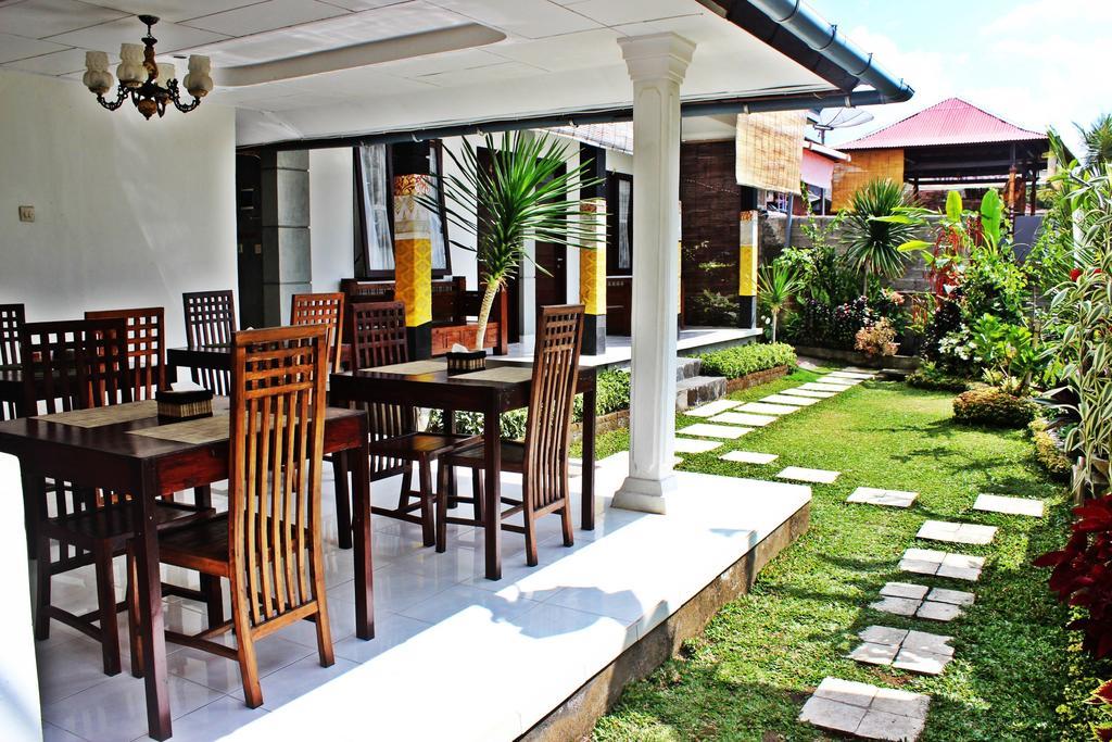 Dangin Mangkalan Homestay Munduk Buitenkant foto