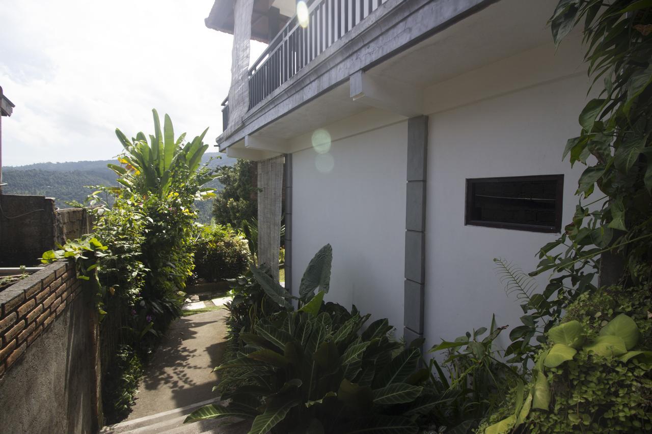 Dangin Mangkalan Homestay Munduk Buitenkant foto