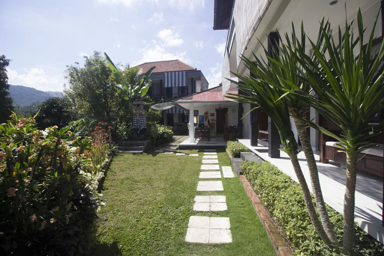 Dangin Mangkalan Homestay Munduk Buitenkant foto